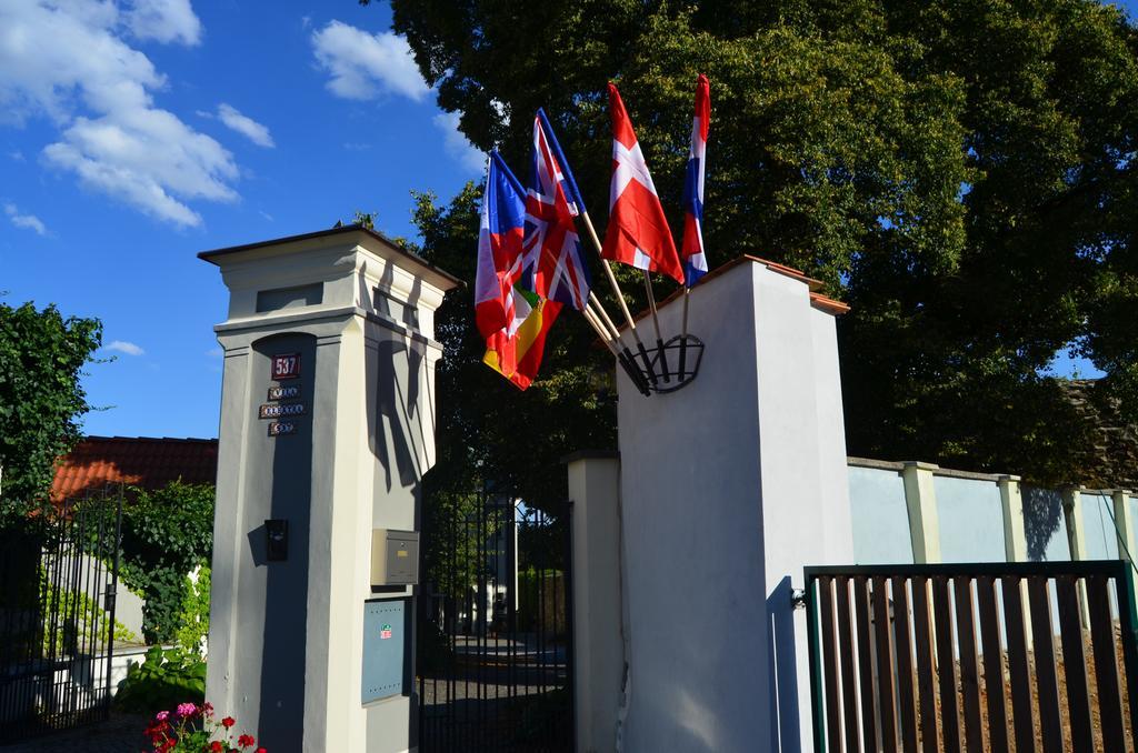 Penzion Vila Elektra Bechyně Buitenkant foto